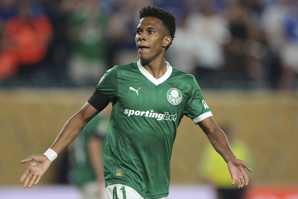 切尔西核心球员被曝转会传闻，引球迷热议，法律系列帮助回复两个一定.